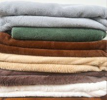 Load image into Gallery viewer, *NEW* Luxury Faux Fur Dog Blanket - Honey