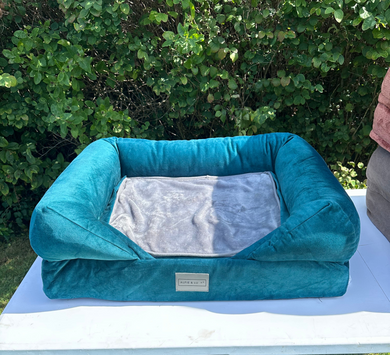 *READY TO GO* SMALL TEAL LOUNGER