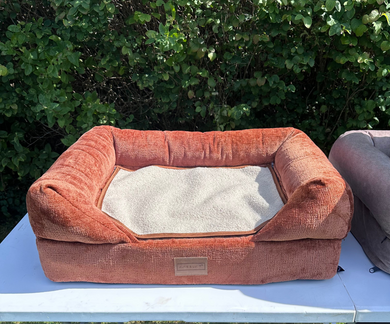*READY TO GO* SMALL BURNT ORANGE LOUNGER