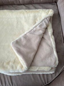 Luxury Faux Fur Dog Blanket - Cream