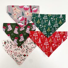 Load image into Gallery viewer, Glittery Christmas Bandana - Green